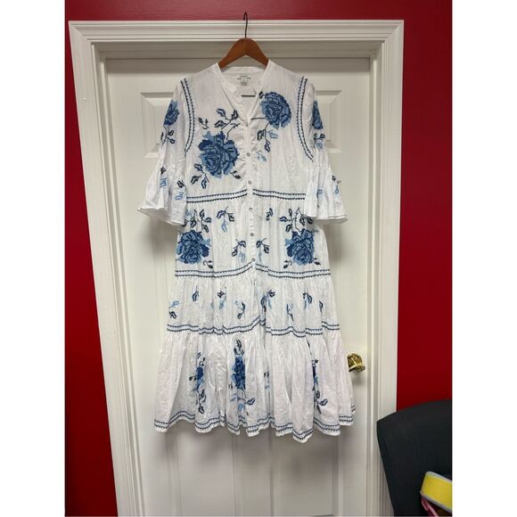 Sundance White Blue Floral Embroidered Tiered Button Down Midi Dress sz L NWOT - Picture 3 of 10